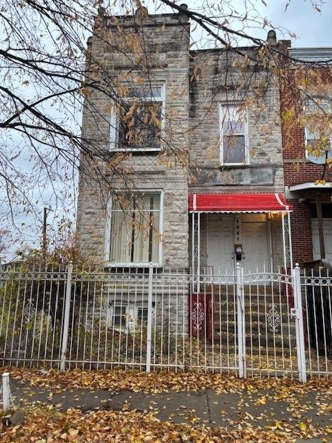 2818 W Wilcox Street 2 Chicago IL 60612