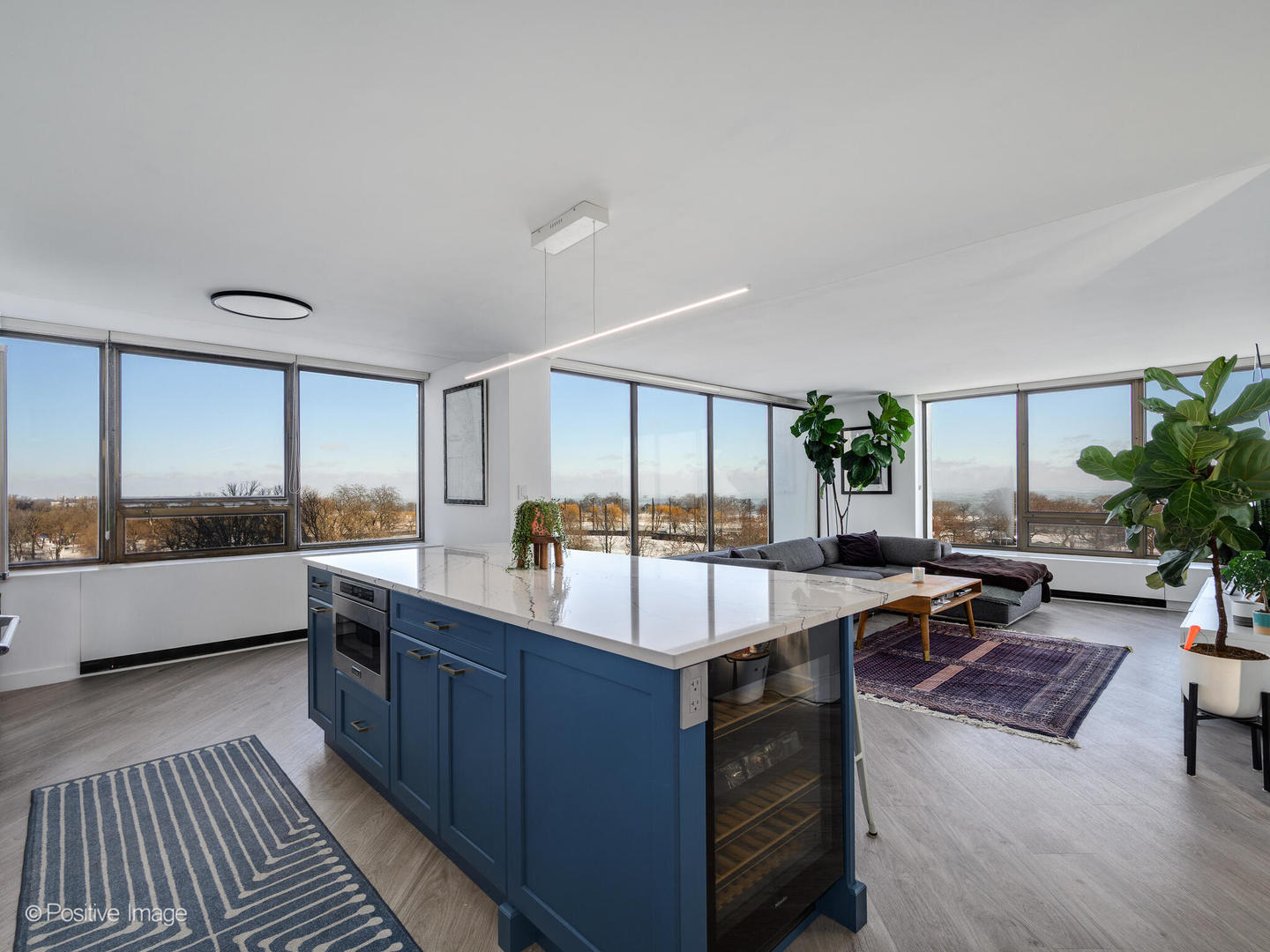 2800 N Lake Shore Drive 801