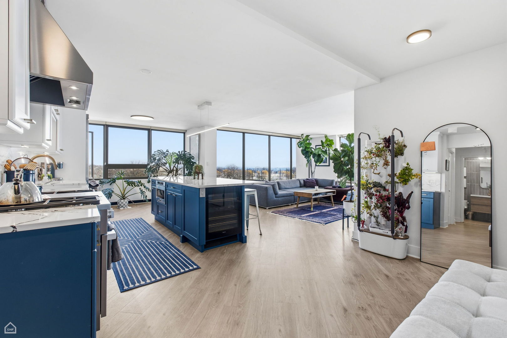 2800 N Lake Shore Drive 801