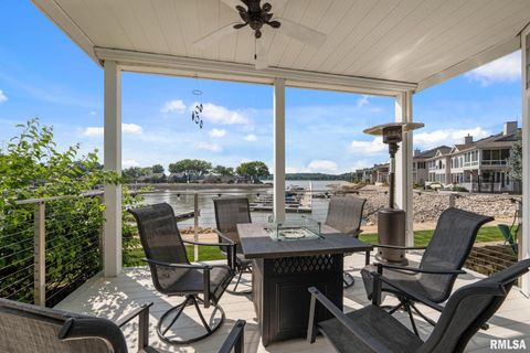 Tiny photo for 126 9TH Street, Hampton, IL 61256 (MLS # QC4266536)