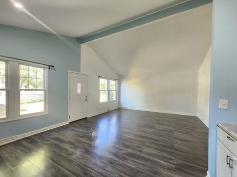 Tiny photo for 905 Buena Vista Drive, Round Lake Beach, IL 60073 (MLS # 12448406)