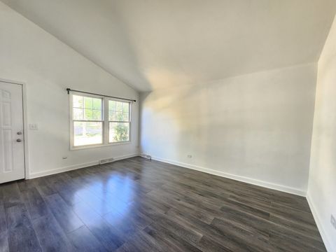 Tiny photo for 905 Buena Vista Drive, Round Lake Beach, IL 60073 (MLS # 12448406)