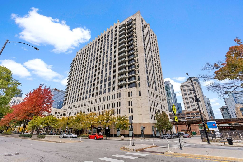 Photo for 1255 S STATE Street #1813, Chicago, IL 60605 (MLS # 12506133)