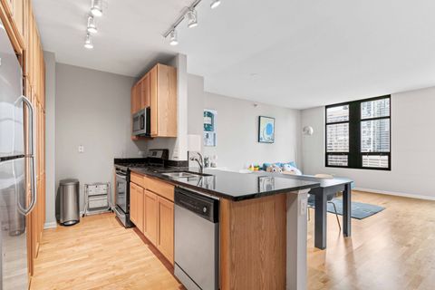 Tiny photo for 1255 S STATE Street #1813, Chicago, IL 60605 (MLS # 12506133)