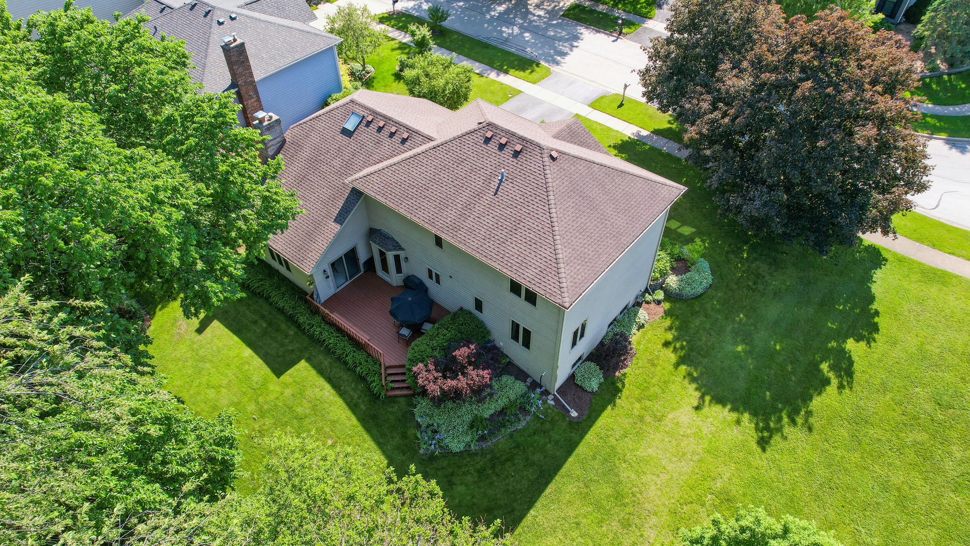 5S435 Arlington Avenue