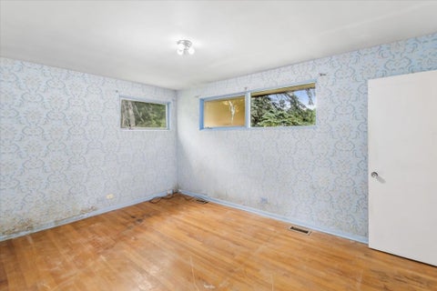 Tiny photo for 719 W Dresser Drive, Mount Prospect, IL 60056 (MLS # 12631151)