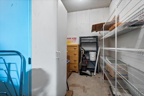 Tiny photo for 7071 W Touhy Avenue #403, Niles, IL 60714 (MLS # 12582167)