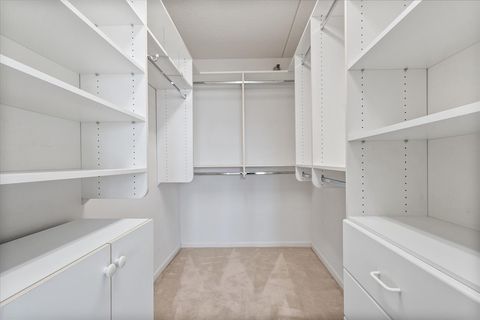 Tiny photo for 7071 W Touhy Avenue #403, Niles, IL 60714 (MLS # 12582167)