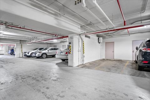 Tiny photo for 7071 W Touhy Avenue #403, Niles, IL 60714 (MLS # 12582167)