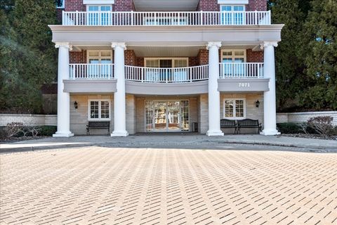 Tiny photo for 7071 W Touhy Avenue #403, Niles, IL 60714 (MLS # 12582167)