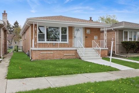 Photo of 12621 S Wood Street, Calumet Park, IL 60827 (MLS # 12635448)