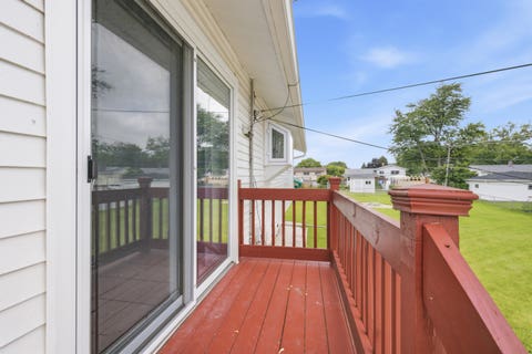 Tiny photo for 170 E ALTGELD Avenue, Glendale Heights, IL 60139 (MLS # 12690385)