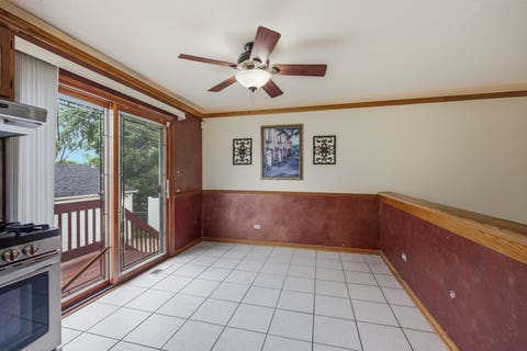 Tiny photo for 170 E ALTGELD Avenue, Glendale Heights, IL 60139 (MLS # 12690385)
