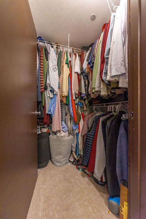 Tiny photo for 3133 N LAKEWOOD Avenue #2E, Chicago, IL 60657 (MLS # 12501126)