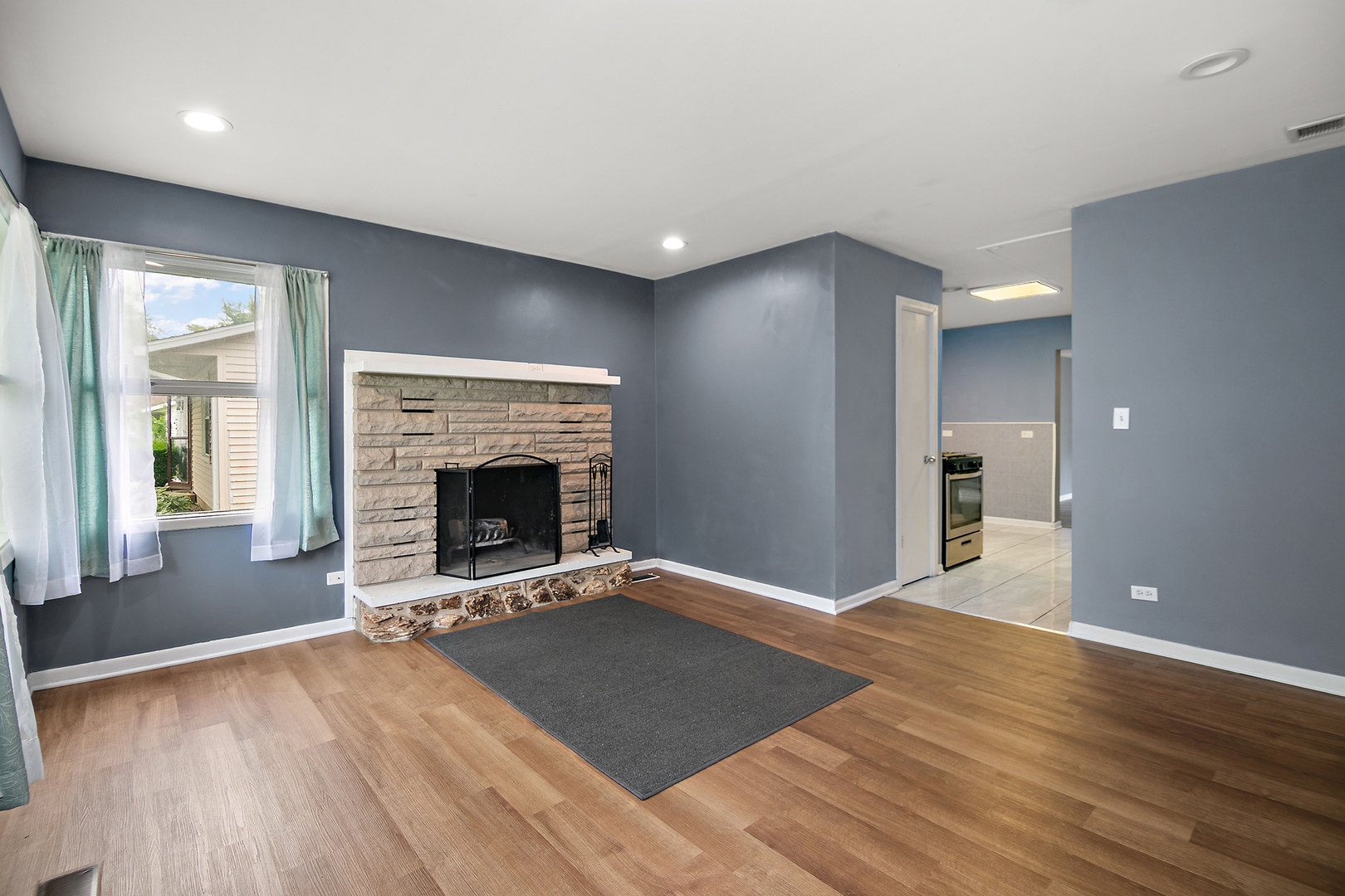 313 Dorsetshire Drive