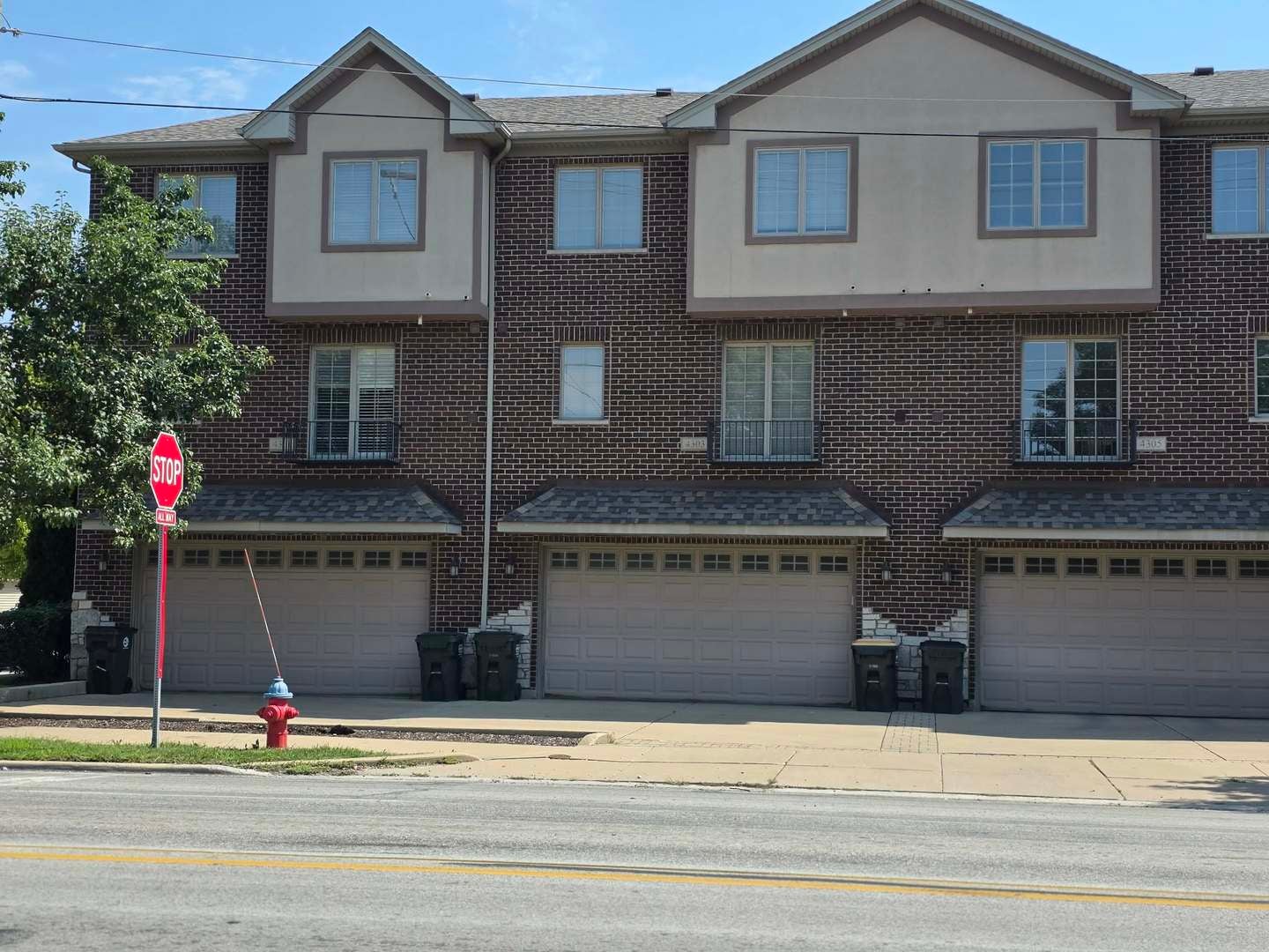 4303 EBERLY Avenue 4303