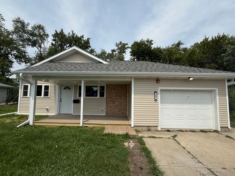 Photo of 406 Sauk Trail, Park Forest, IL 60466 (MLS # 12461066)