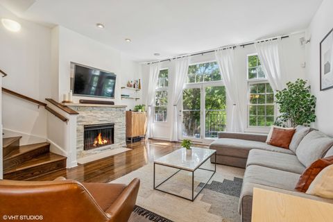 Tiny photo for 1066 W Fry Street, Chicago, IL 60642 (MLS # 12479516)