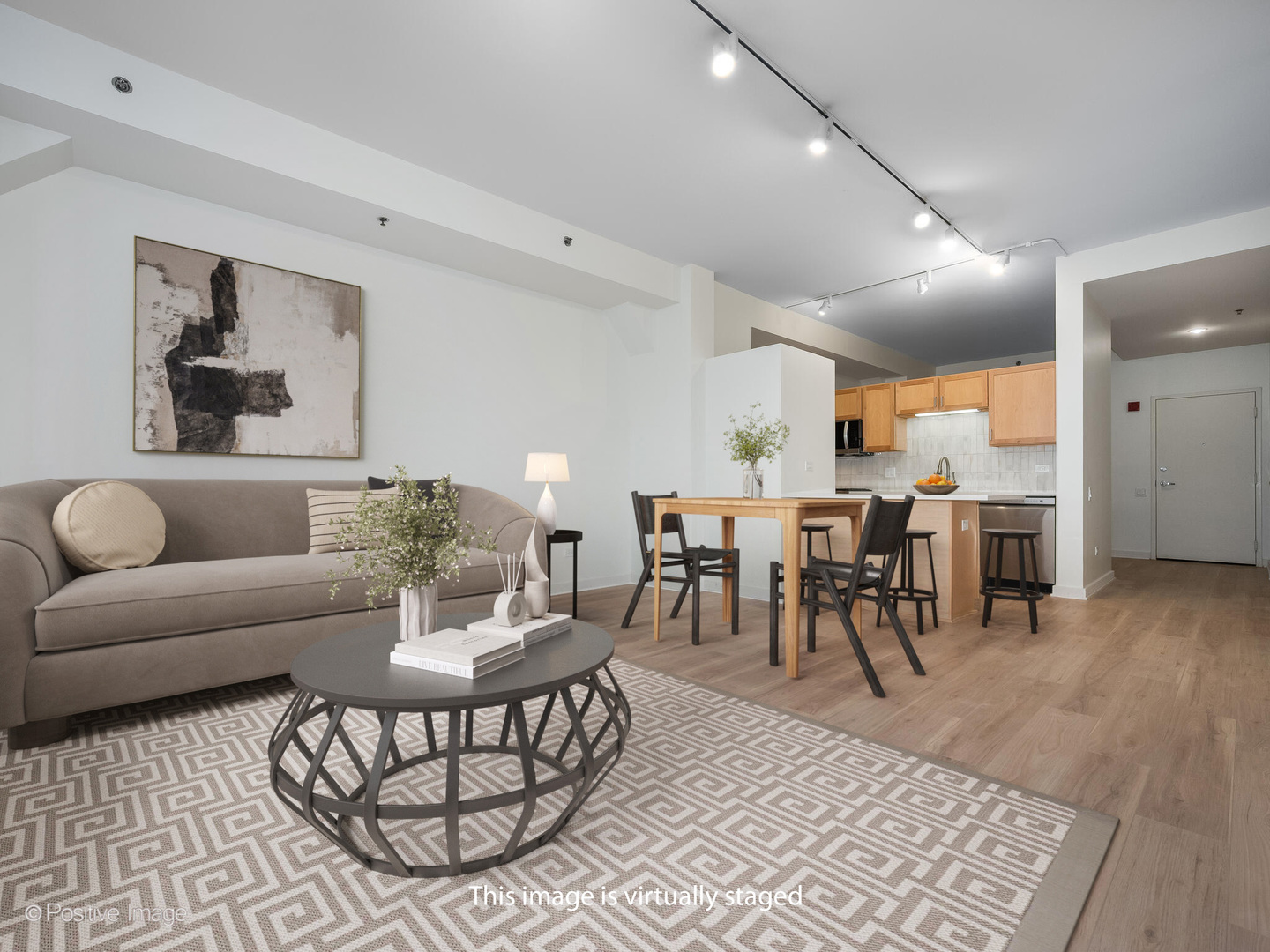 5 N Wabash Avenue 602