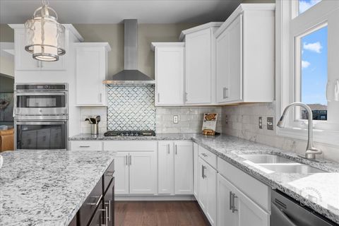 Tiny photo for 39W509 Norton Lake Drive, St. Charles, IL 60175 (MLS # 12619609)