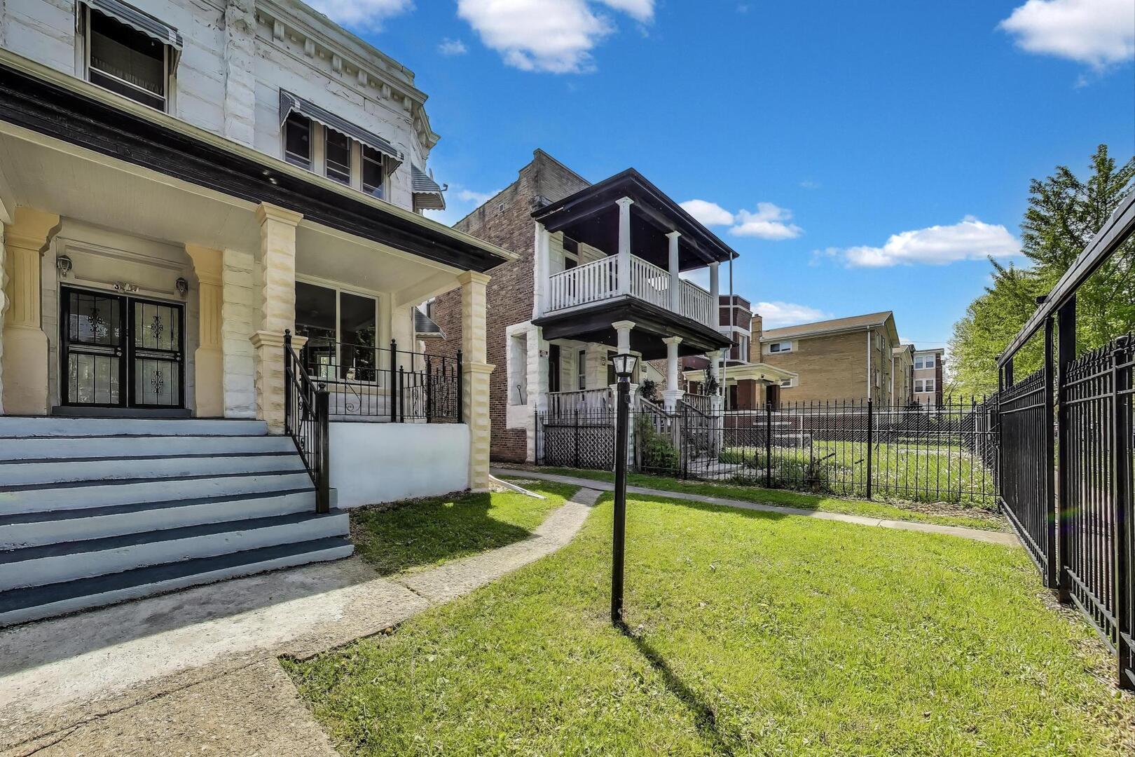 37 N Waller Avenue