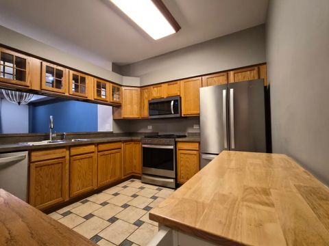 Tiny photo for 2609 Carrolwood Road #2609, Naperville, IL 60540 (MLS # 12523520)