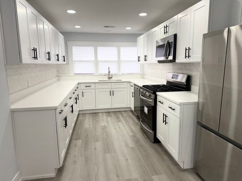 Tiny photo for 33670 N Lake Shore Drive, Grayslake, IL 60030 (MLS # 12676694)