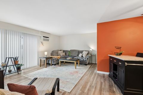 Tiny photo for 10820 Kilpatrick Avenue #1SW, Oak Lawn, IL 60453 (MLS # 12603915)