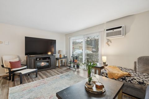 Tiny photo for 10820 Kilpatrick Avenue #1SW, Oak Lawn, IL 60453 (MLS # 12603915)