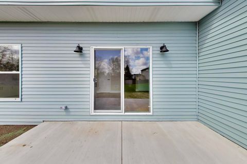 Tiny photo for 239 Parker Avenue, Aurora, IL 60505 (MLS # 12618489)