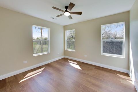 Tiny photo for 239 Parker Avenue, Aurora, IL 60505 (MLS # 12618489)