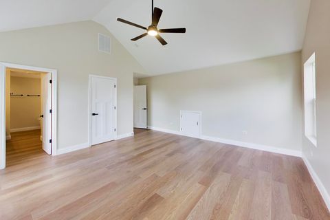 Tiny photo for 239 Parker Avenue, Aurora, IL 60505 (MLS # 12618489)