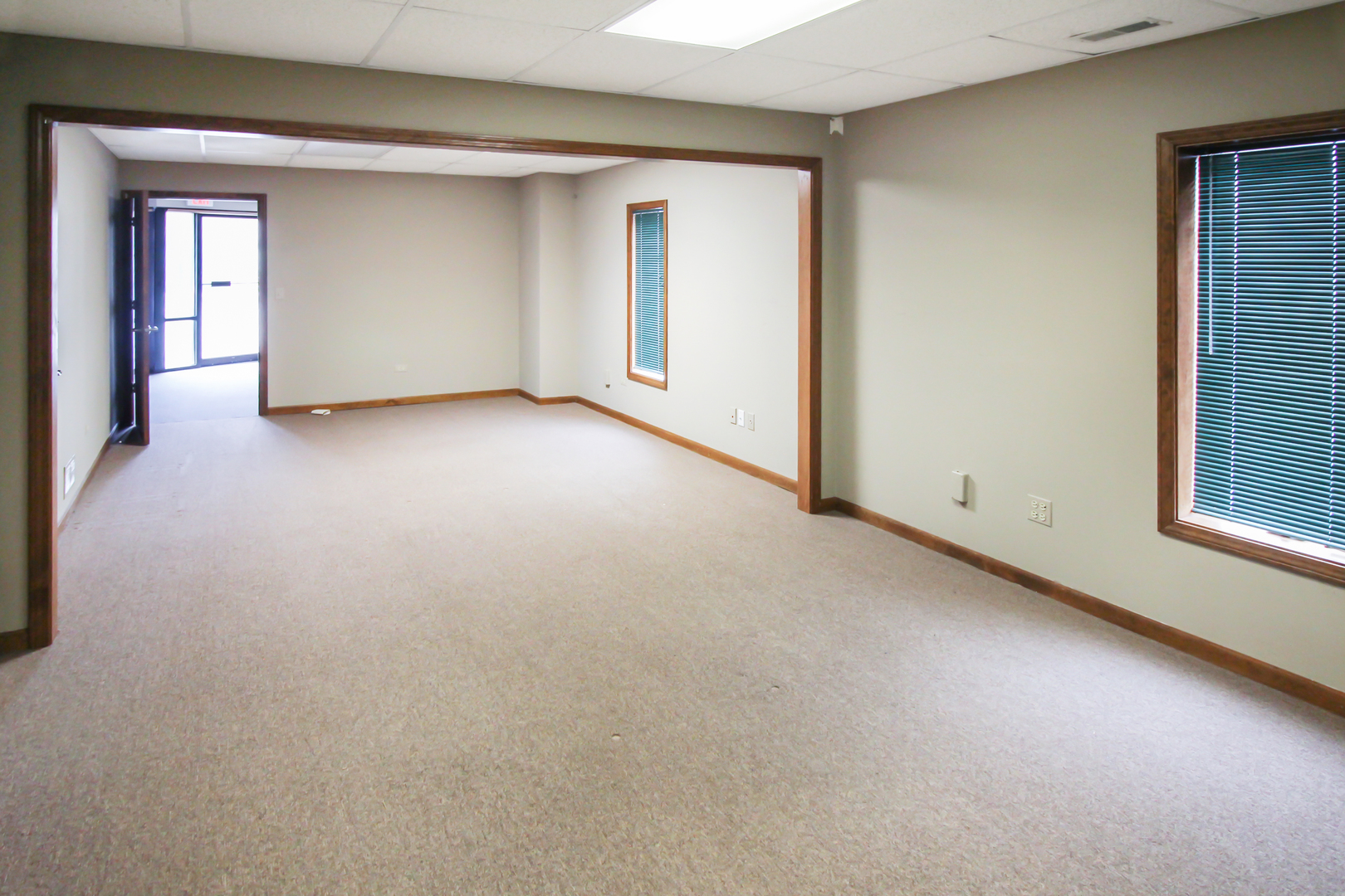 2600 Keslinger Road 16