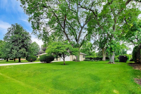 Tiny photo for 1015 Sherwood Drive, Prospect Heights, IL 60070 (MLS # 12697885)