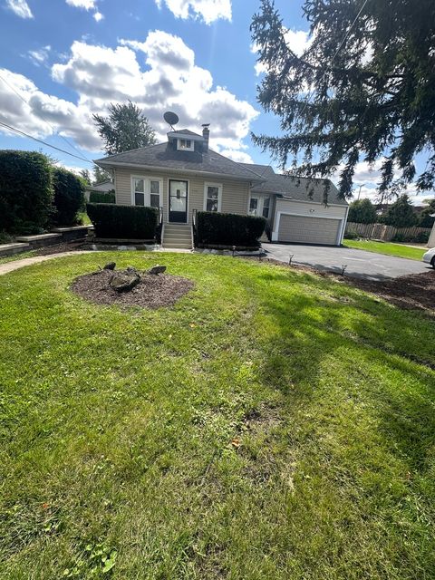 Tiny photo for 520 W Green Street, Bensenville, IL 60106 (MLS # 12465457)