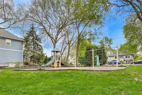 Tiny photo for Lake Zurich, IL 60047 (MLS # 12631586)