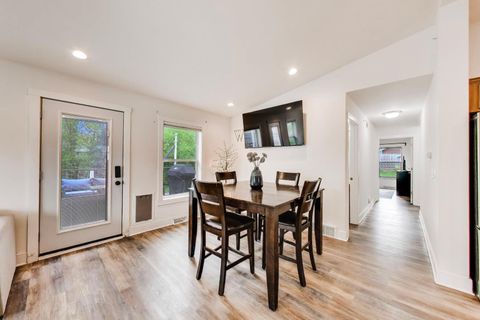 Tiny photo for Lake Zurich, IL 60047 (MLS # 12631586)