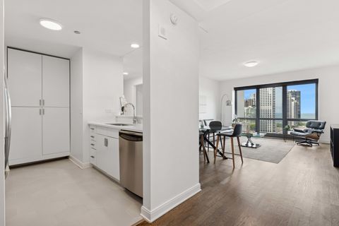 Tiny photo for 130 N Garland Court #2009, Chicago, IL 60602 (MLS # 12455485)