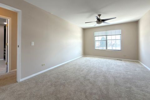 Tiny photo for 424 Le Parc Circle, Buffalo Grove, IL 60089 (MLS # 12626453)