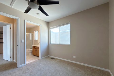 Tiny photo for 424 Le Parc Circle, Buffalo Grove, IL 60089 (MLS # 12626453)