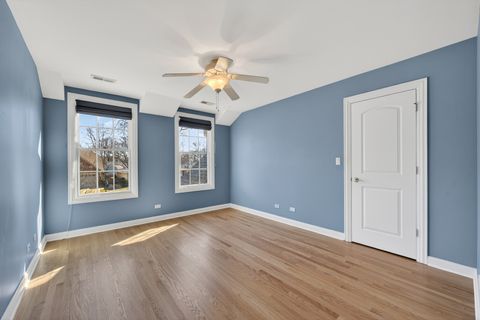 Tiny photo for 1518 N Patton Avenue, Arlington Heights, IL 60004 (MLS # 12580229)