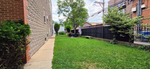 Tiny photo for 7223 N Oakley Avenue #2W, Chicago, IL 60645 (MLS # 12700776)