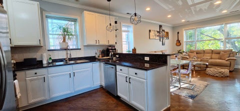 Tiny photo for 7223 N Oakley Avenue #2W, Chicago, IL 60645 (MLS # 12700776)