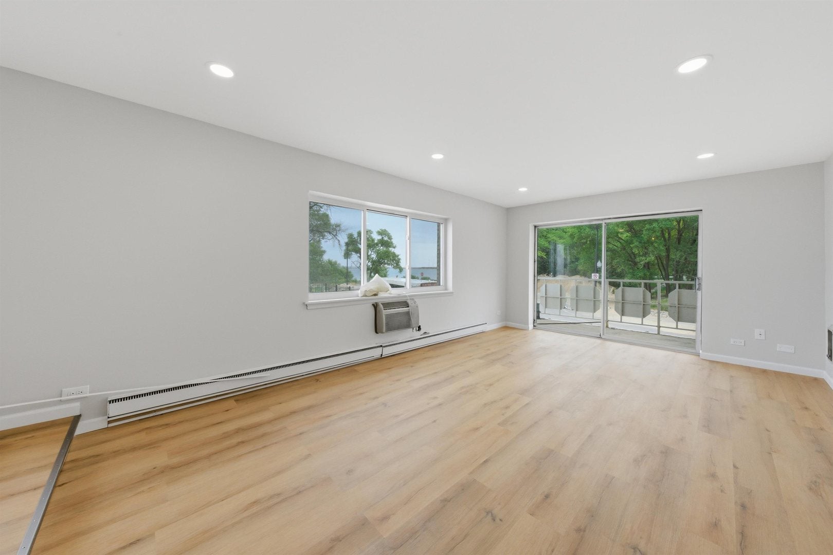 2772 E 75th Street 2GS