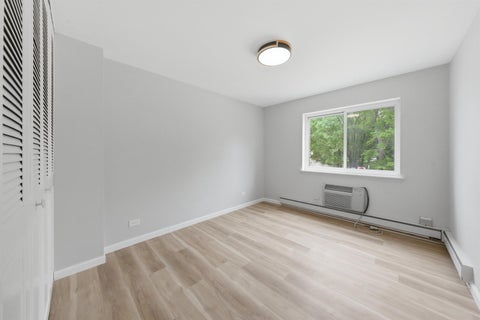 Tiny photo for 2772 E 75th Street #2GS, Chicago, IL 60649 (MLS # 12667812)