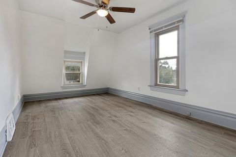 Tiny photo for 537 Hartford Avenue, Aurora, IL 60506 (MLS # 12481368)