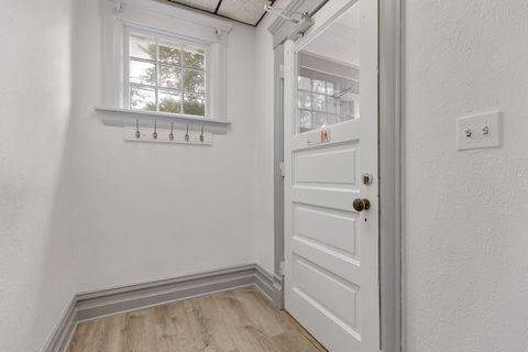 Tiny photo for 537 Hartford Avenue, Aurora, IL 60506 (MLS # 12481368)