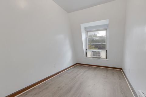 Tiny photo for 537 Hartford Avenue, Aurora, IL 60506 (MLS # 12481368)