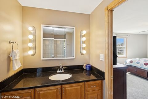 Tiny photo for 12 Cloverdale Court, Buffalo Grove, IL 60089 (MLS # 12341595)