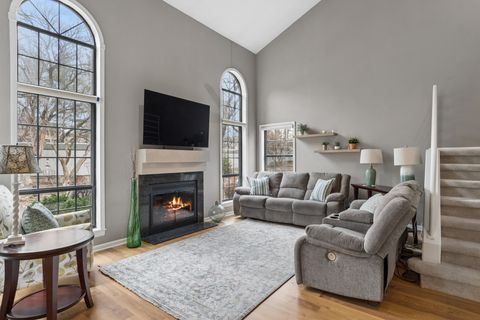 Tiny photo for 1204 Hobson Oaks Court #1204, Naperville, IL 60540 (MLS # 12620535)